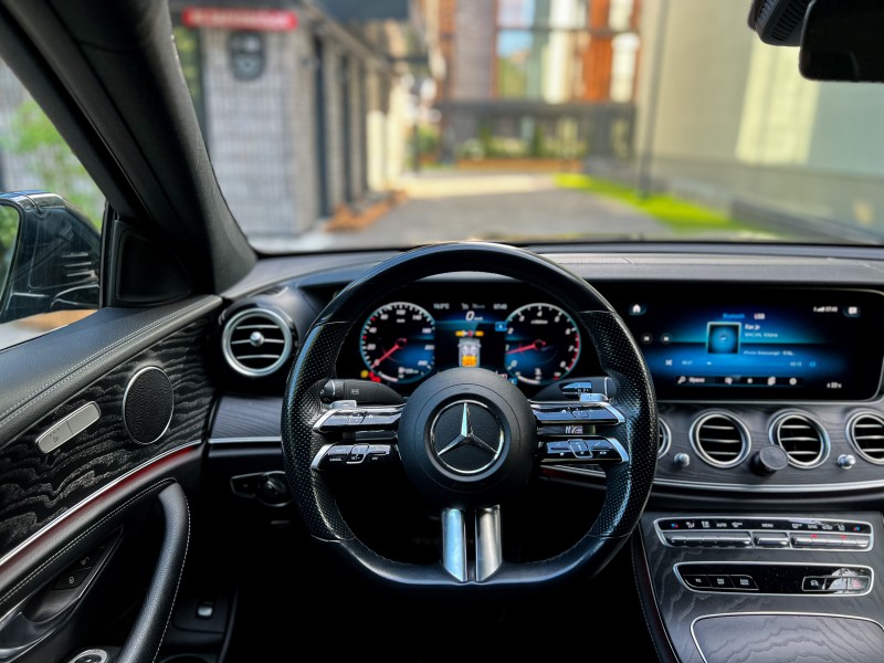 Mercedes E200