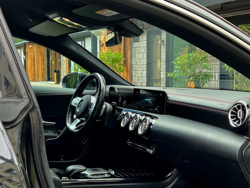 Mercedes-Benz CLA200